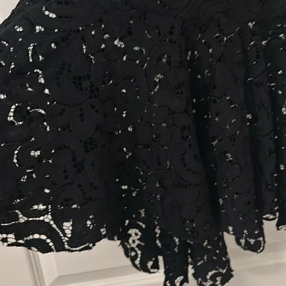 Haute Monde Black crochet Lace Overlay peplum Top SZ Large whimsigoth night out - Picture 3 of 11